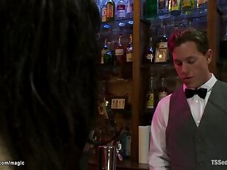 Bartender worships big dick to tranny