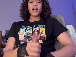 Big cum Queenshooter