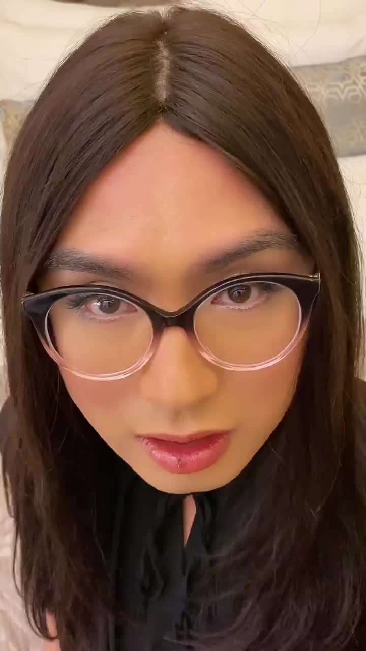 Crossdresser suck dick