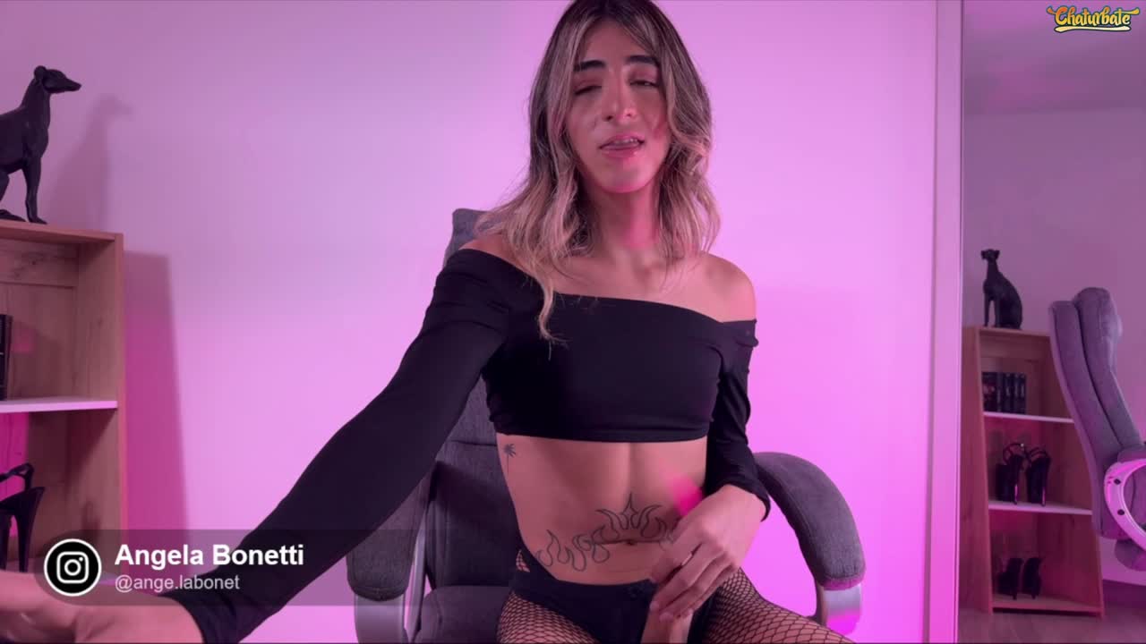 Angela Sexy Show 3